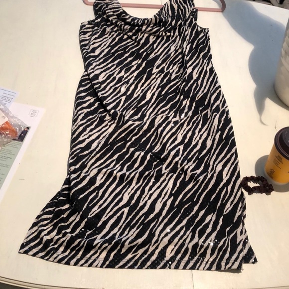 Medium size sequence summer evening cocktail dress - Picture 1 of 2